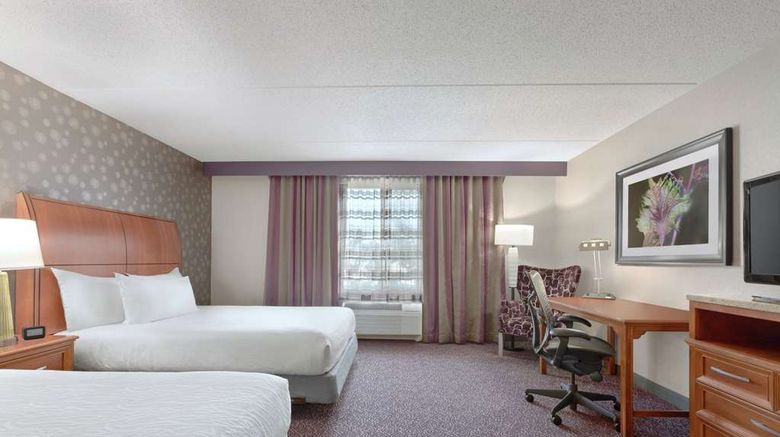 <b>Hilton Garden Inn Springfield Room</b>. Images powered by <a href="https://iceportal.shijigroup.com/" title="IcePortal" target="_blank">IcePortal</a>.