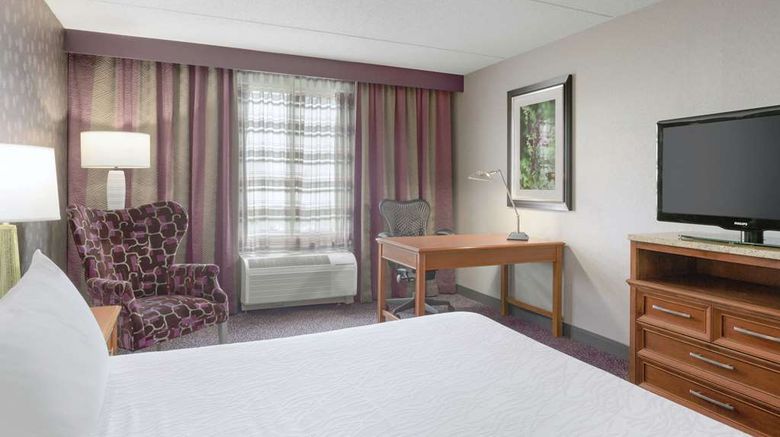<b>Hilton Garden Inn Springfield Room</b>. Images powered by <a href="https://iceportal.shijigroup.com/" title="IcePortal" target="_blank">IcePortal</a>.