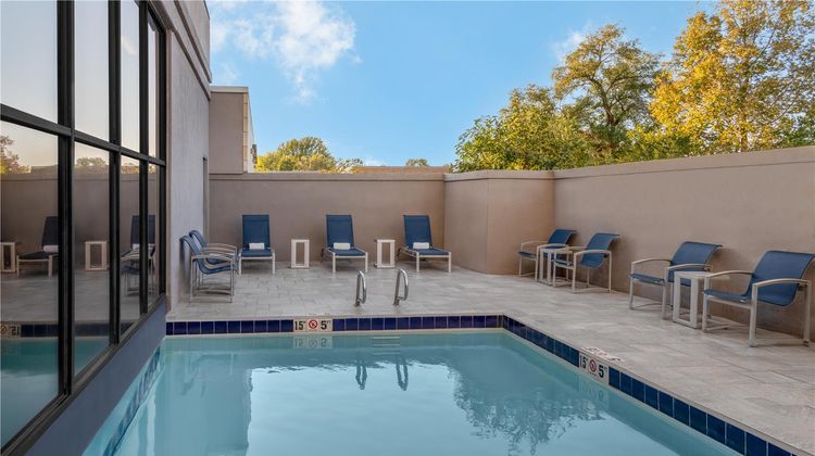 Doubletree by Hilton Springfield Pool