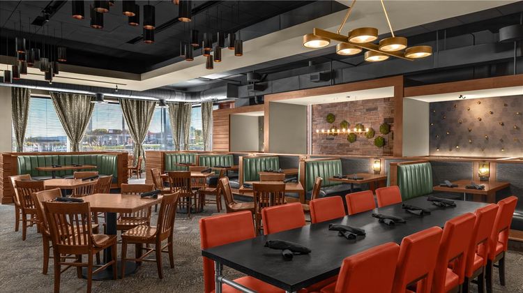 Doubletree by Hilton Springfield Restaurant