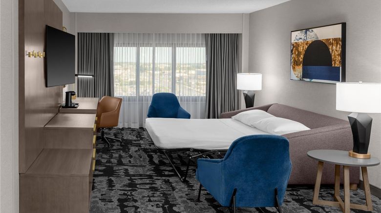 <b>Doubletree by Hilton Springfield Room</b>. Images powered by <a href="https://iceportal.shijigroup.com/" title="IcePortal" target="_blank">IcePortal</a>.