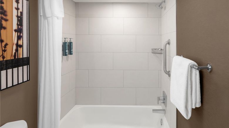 <b>Doubletree by Hilton Springfield Room</b>. Images powered by <a href="https://iceportal.shijigroup.com/" title="IcePortal" target="_blank">IcePortal</a>.