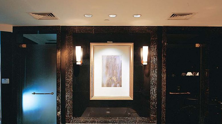 <b>DoubleTree by Hilton Shanghai - Pudong Room</b>. Images powered by <a href="https://iceportal.shijigroup.com/" title="IcePortal" target="_blank">IcePortal</a>.