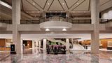 <b>DoubleTree by Hilton Shanghai - Pudong Lobby</b>. Images powered by <a href="https://iceportal.shijigroup.com/" title="IcePortal" target="_blank">IcePortal</a>.