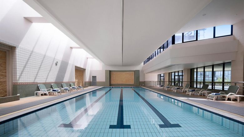 <b>DoubleTree by Hilton Shanghai - Pudong Pool</b>. Images powered by <a href="https://iceportal.shijigroup.com/" title="IcePortal" target="_blank">IcePortal</a>.