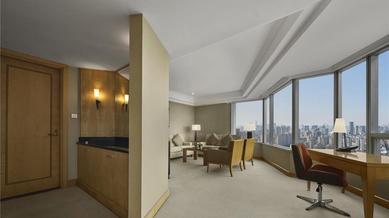 <b>DoubleTree by Hilton Shanghai - Pudong Room</b>. Images powered by <a href="https://iceportal.shijigroup.com/" title="IcePortal" target="_blank">IcePortal</a>.