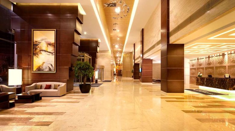<b>DoubleTree by Hilton Hotel Shenyang Lobby</b>. Images powered by <a href="https://iceportal.shijigroup.com/" title="IcePortal" target="_blank">IcePortal</a>.