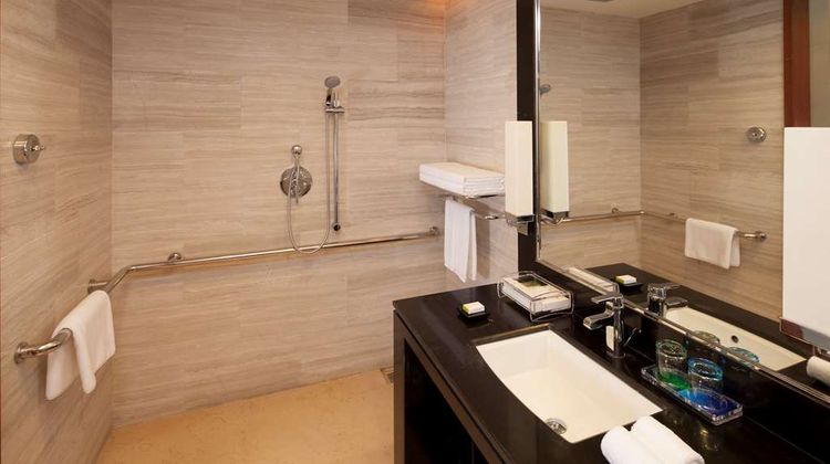 DoubleTree by Hilton Hotel Shenyang Room