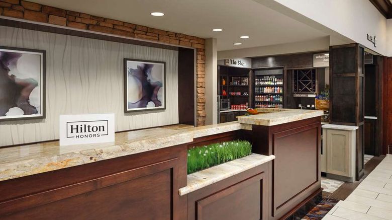 <b>Hilton Garden Inn Bossier City Lobby</b>. Images powered by <a href="https://iceportal.shijigroup.com/" title="IcePortal" target="_blank">IcePortal</a>.