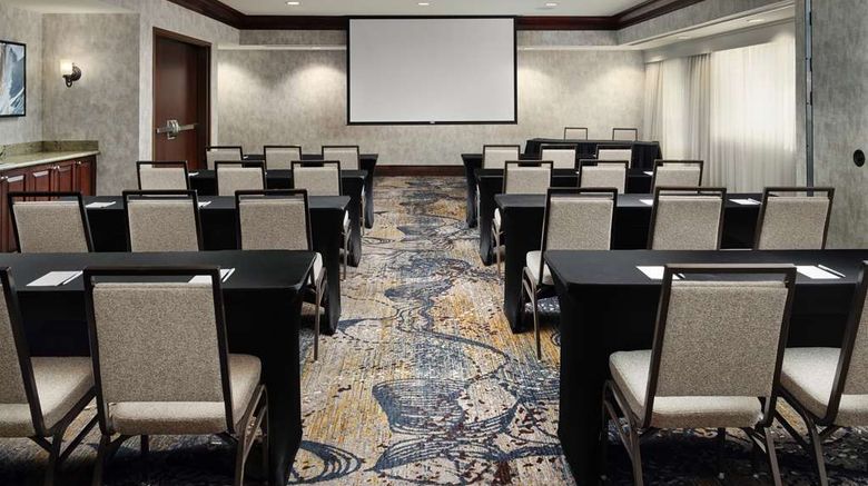 <b>Hilton Garden Inn Bossier City Meeting</b>. Images powered by <a href="https://iceportal.shijigroup.com/" title="IcePortal" target="_blank">IcePortal</a>.