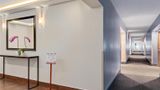 <b>Hampton Inn & Suites San Jose Airport Lobby</b>. Images powered by <a href="https://iceportal.shijigroup.com/" title="IcePortal" target="_blank">IcePortal</a>.