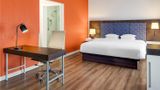 <b>Hampton Inn & Suites San Jose Airport Room</b>. Images powered by <a href="https://iceportal.shijigroup.com/" title="IcePortal" target="_blank">IcePortal</a>.