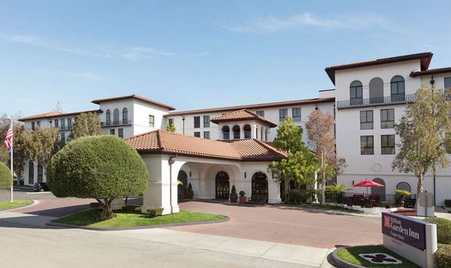 Hilton Garden Inn Cupertino Exterior