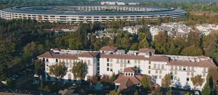 Hilton Garden Inn Cupertino Exterior