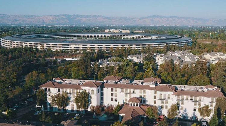 Hilton Garden Inn Cupertino Exterior