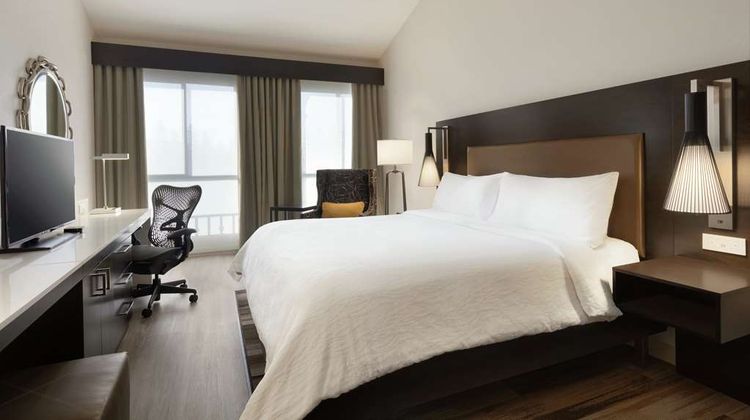 Hilton Garden Inn Cupertino Room