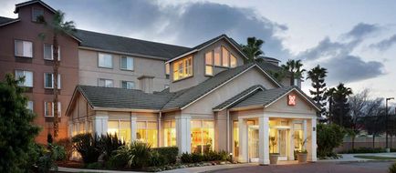 Hilton Garden Inn Gilroy Exterior