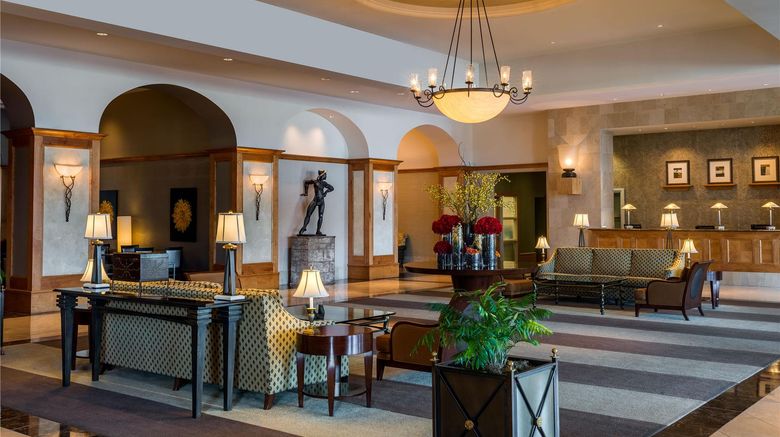 <b>Hilton Santa Clara Lobby</b>. Images powered by <a href="https://iceportal.shijigroup.com/" title="IcePortal" target="_blank">IcePortal</a>.