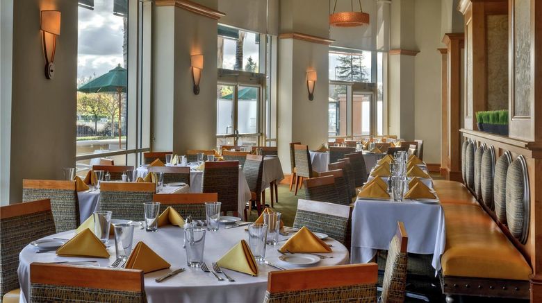 <b>Hilton Santa Clara Restaurant</b>. Images powered by <a href="https://iceportal.shijigroup.com/" title="IcePortal" target="_blank">IcePortal</a>.