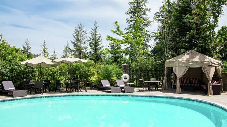 Hilton Santa Cruz/Scotts Valley Pool
