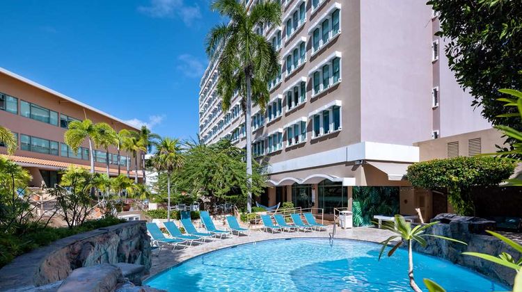 Doubletree  by Hilton San Juan Pool