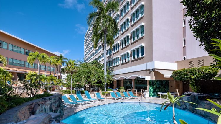 Doubletree  by Hilton San Juan Pool