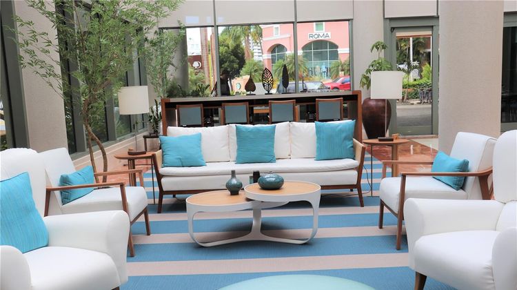 Doubletree  by Hilton San Juan Lobby