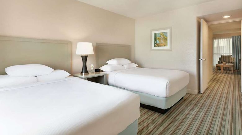 <b>Embassy Suites San Juan - Hotel & Casino Room</b>. Images powered by <a href="https://iceportal.shijigroup.com/" title="IcePortal" target="_blank">IcePortal</a>.