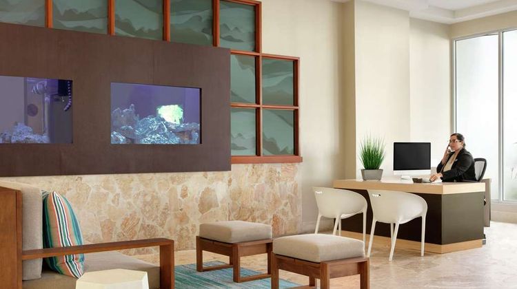 Embassy Suites San Juan - Hotel & Casino Lobby