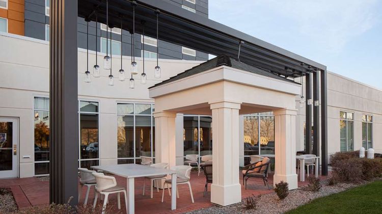 Hilton Garden Inn Salt Lake City Airport Exterior