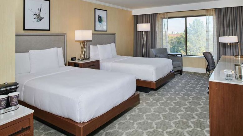 <b>DoubleTree Hilton Salt Lake City Airport Room</b>. Images powered by <a href="https://iceportal.shijigroup.com/" title="IcePortal" target="_blank">IcePortal</a>.
