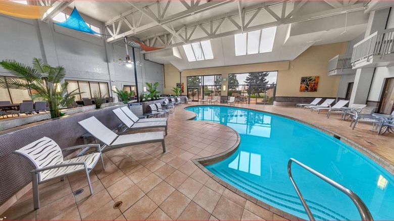 <b>DoubleTree Hilton Salt Lake City Airport Pool</b>. Images powered by <a href="https://iceportal.shijigroup.com/" title="IcePortal" target="_blank">IcePortal</a>.