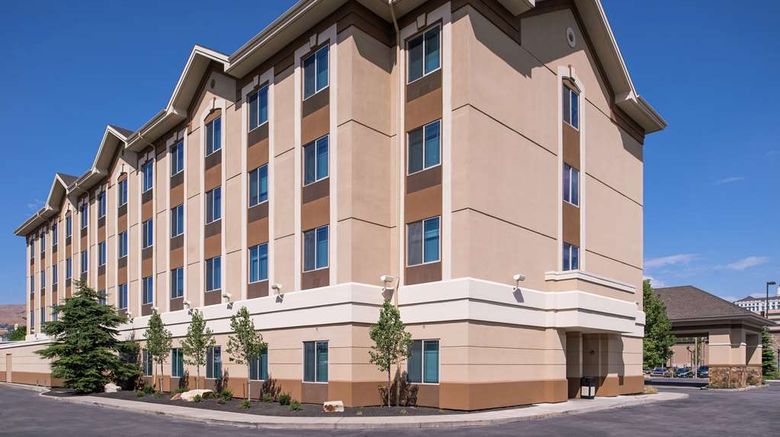 <b>Hilton Garden Inn Salt Lake CityDowntown Exterior</b>. Images powered by <a href="https://iceportal.shijigroup.com/" title="IcePortal" target="_blank">IcePortal</a>.