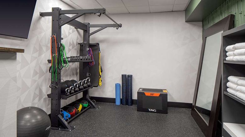 <b>DoubleTree Suites by Hilton Downtown Health</b>. Images powered by <a href="https://iceportal.shijigroup.com/" title="IcePortal" target="_blank">IcePortal</a>.