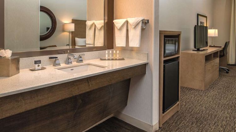 DoubleTree by Hilton Hotel North Salem Room