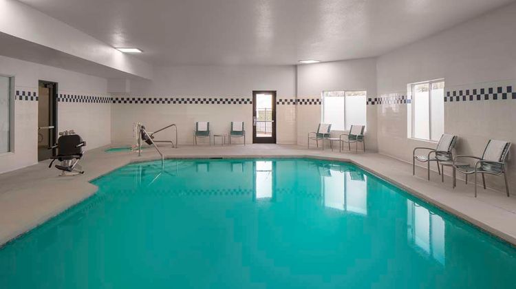 DoubleTree by Hilton Hotel North Salem Pool