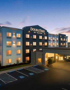 DoubleTree by Hilton Hotel North Salem
