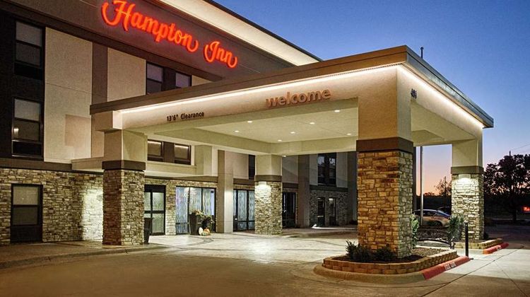 Hampton Inn Salina Exterior