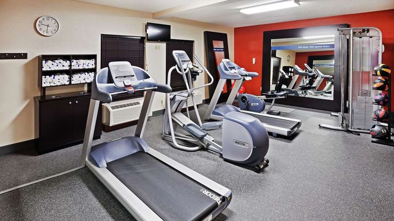 <b>Hampton Inn Salina Health</b>. Images powered by <a href="https://iceportal.shijigroup.com/" title="IcePortal" target="_blank">IcePortal</a>.