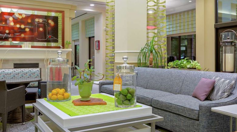 <b>Hilton Garden Inn Sacramento Elk Grove Lobby</b>. Images powered by <a href="https://iceportal.shijigroup.com/" title="IcePortal" target="_blank">IcePortal</a>.