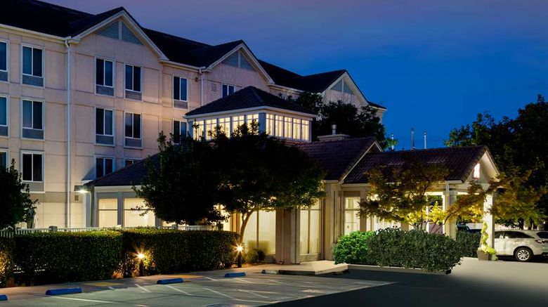 <b>Hilton Garden Inn Folsom Exterior</b>. Images powered by <a href="https://iceportal.shijigroup.com/" title="IcePortal" target="_blank">IcePortal</a>.