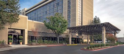 Hilton Sacramento Arden West Exterior