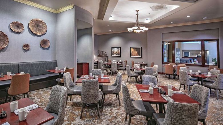 <b>Hilton Sacramento Arden West Restaurant</b>. Images powered by <a href="https://iceportal.shijigroup.com/" title="IcePortal" target="_blank">IcePortal</a>.