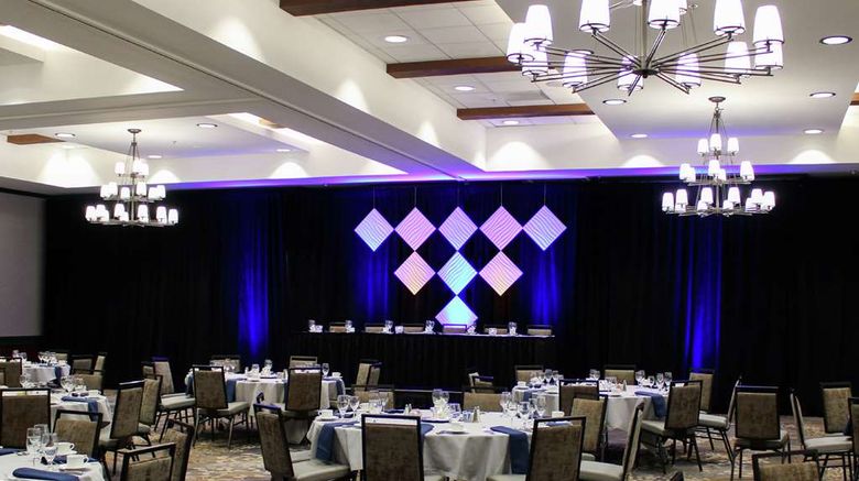 <b>Hilton Sacramento Arden West Meeting</b>. Images powered by <a href="https://iceportal.shijigroup.com/" title="IcePortal" target="_blank">IcePortal</a>.