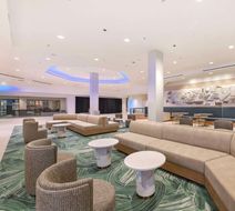 Hilton Anaheim Lobby