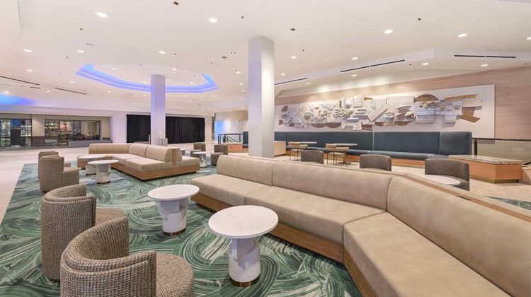 Hilton Anaheim Lobby