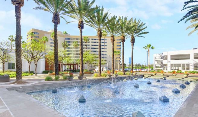 Embassy Suites Anaheim - Orange Exterior
