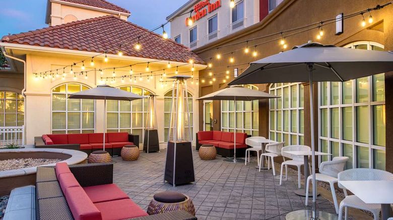 <b>Hilton Garden Inn Fontana Exterior</b>. Images powered by <a href="https://iceportal.shijigroup.com/" title="IcePortal" target="_blank">IcePortal</a>.