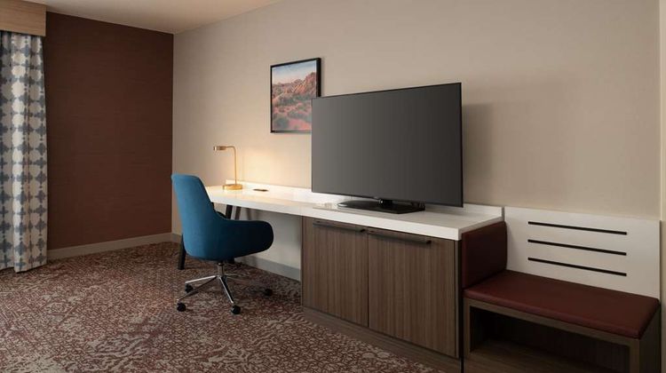 Hilton Garden Inn Fontana Room