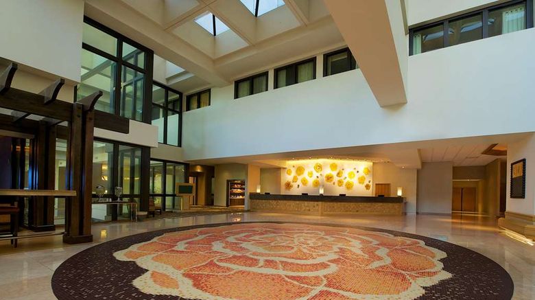 <b>Hilton Orange County Costa Mesa Lobby</b>. Images powered by <a href="https://iceportal.shijigroup.com/" title="IcePortal" target="_blank">IcePortal</a>.